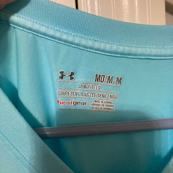 Under Armour Women's Light Blue V-Neck Tee - Picture 4 of 4